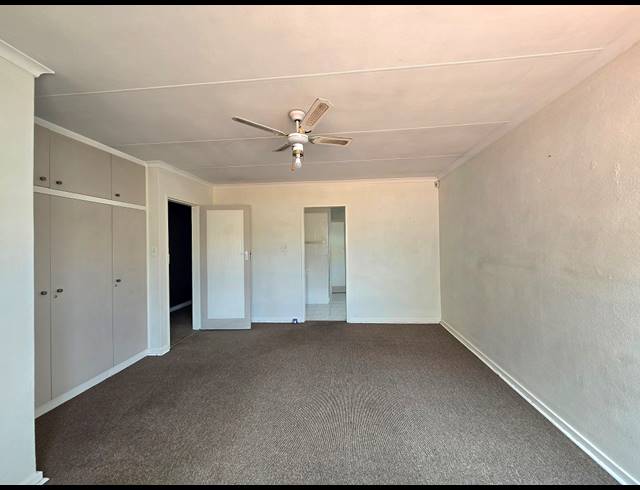 5 BEDROOM CLUSTER FOR SALE IN NEW REDRUTH